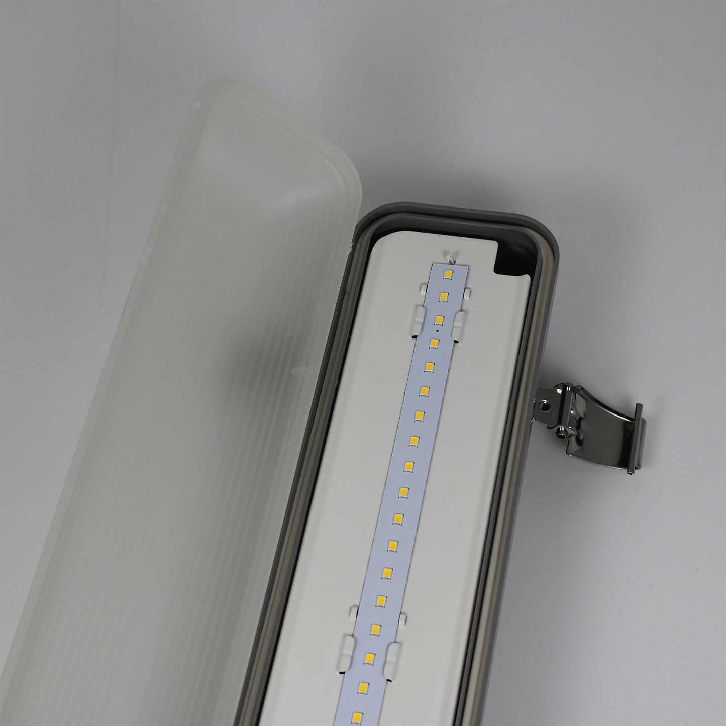 5ft Single LED Emergency Light